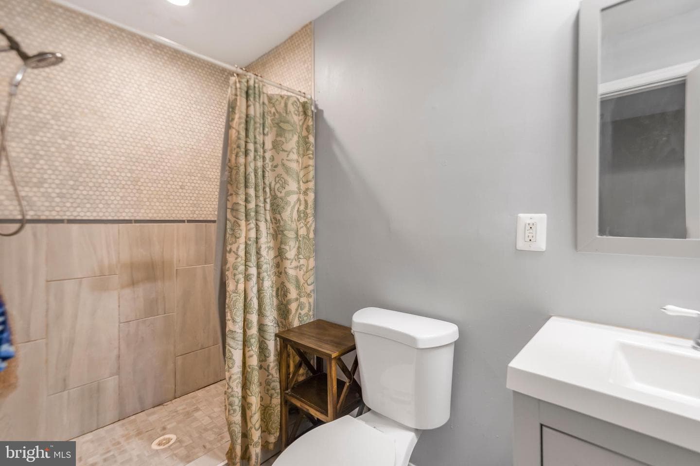 610 Archer Street photo 20