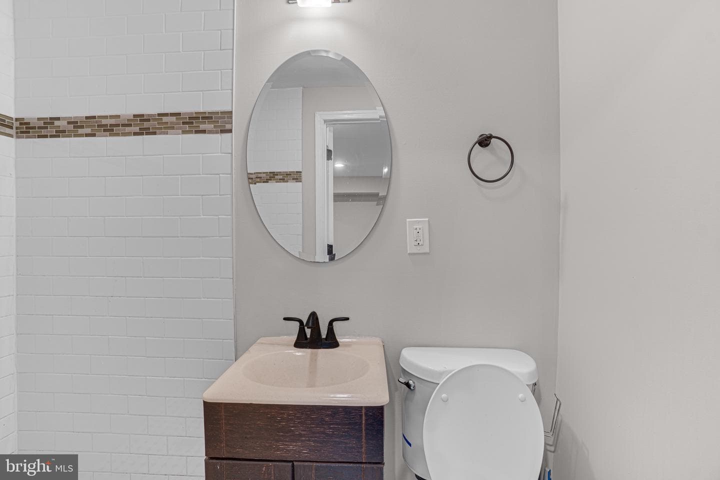 3904 Flowerton Road photo 24