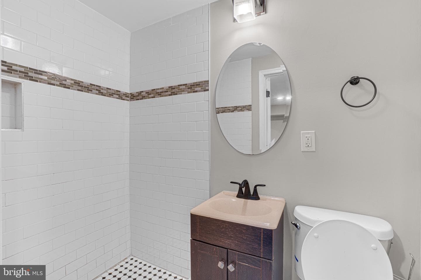 3904 Flowerton Road photo 25