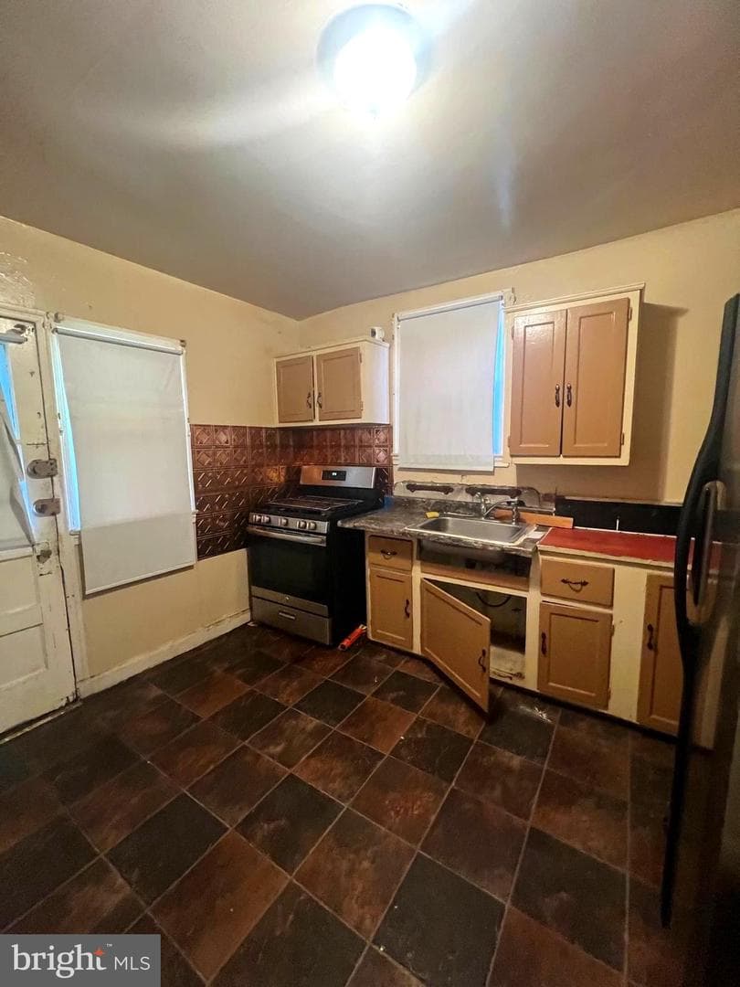3716 Flowerton Road photo 5