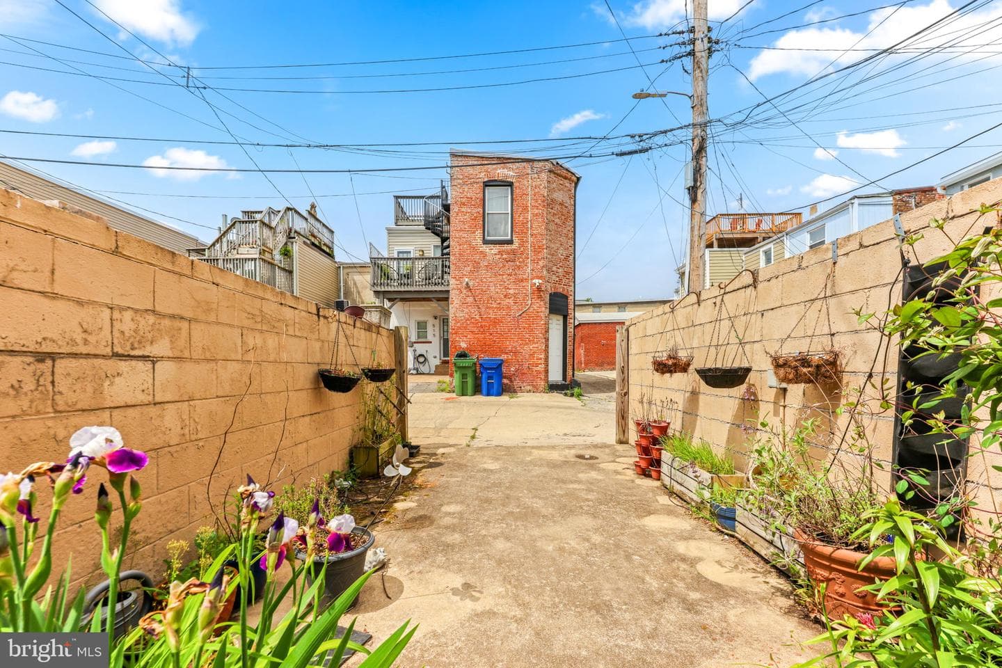 500 S Luzerne Avenue photo 39