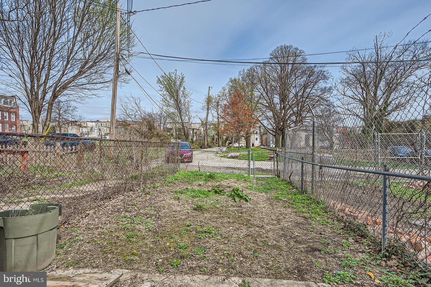 1620 W Franklin Street photo 16
