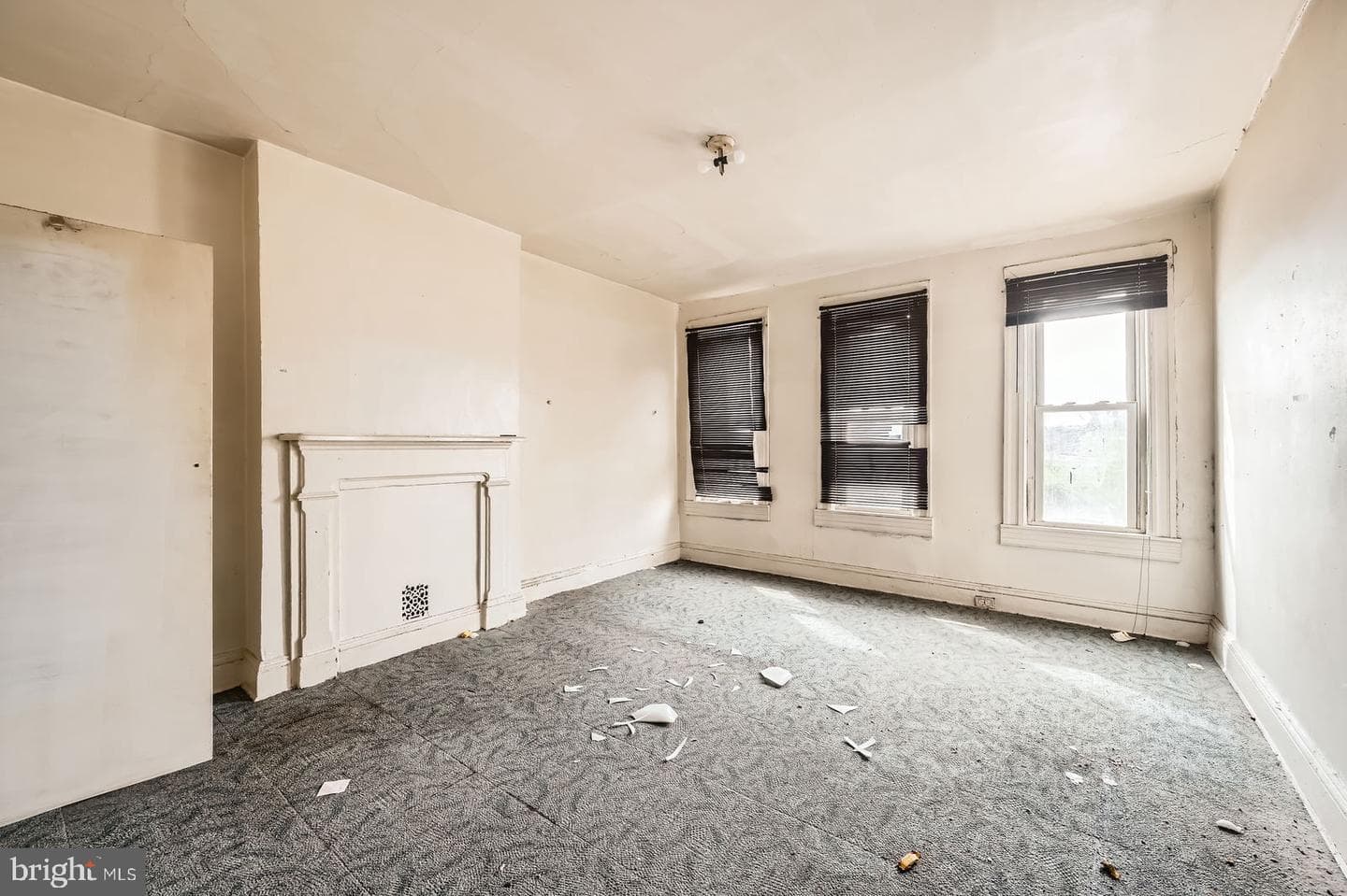 1620 W Franklin Street photo 9