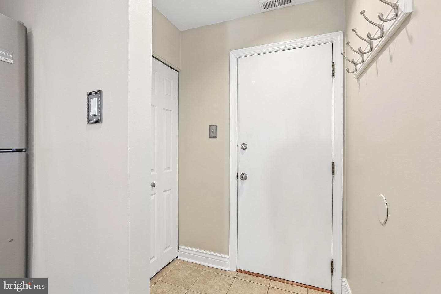 32 W Montgomery Street #f photo 9