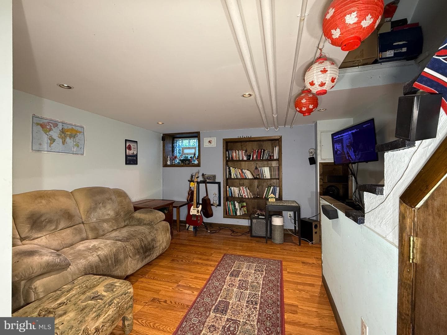 1338 W 37th Street photo 21