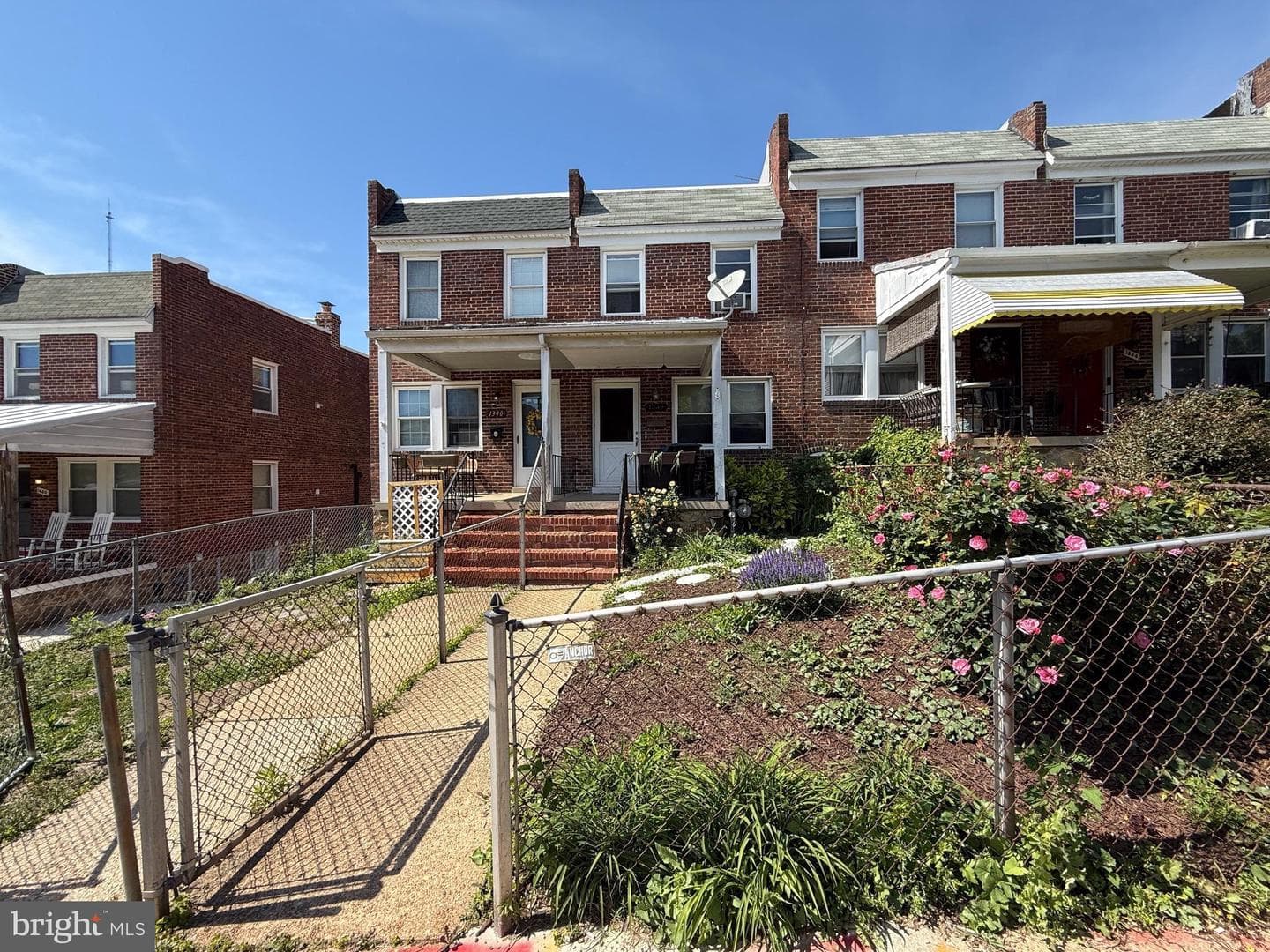 1338 W 37th Street photo 3