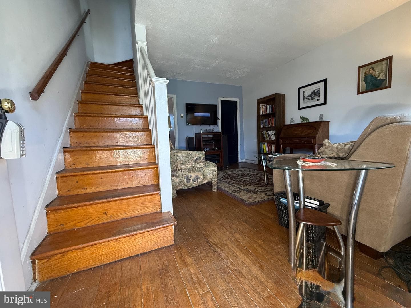 1338 W 37th Street photo 9