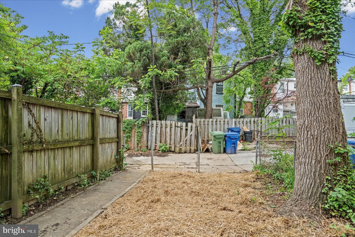 3210 Ellerslie Avenue photo 42