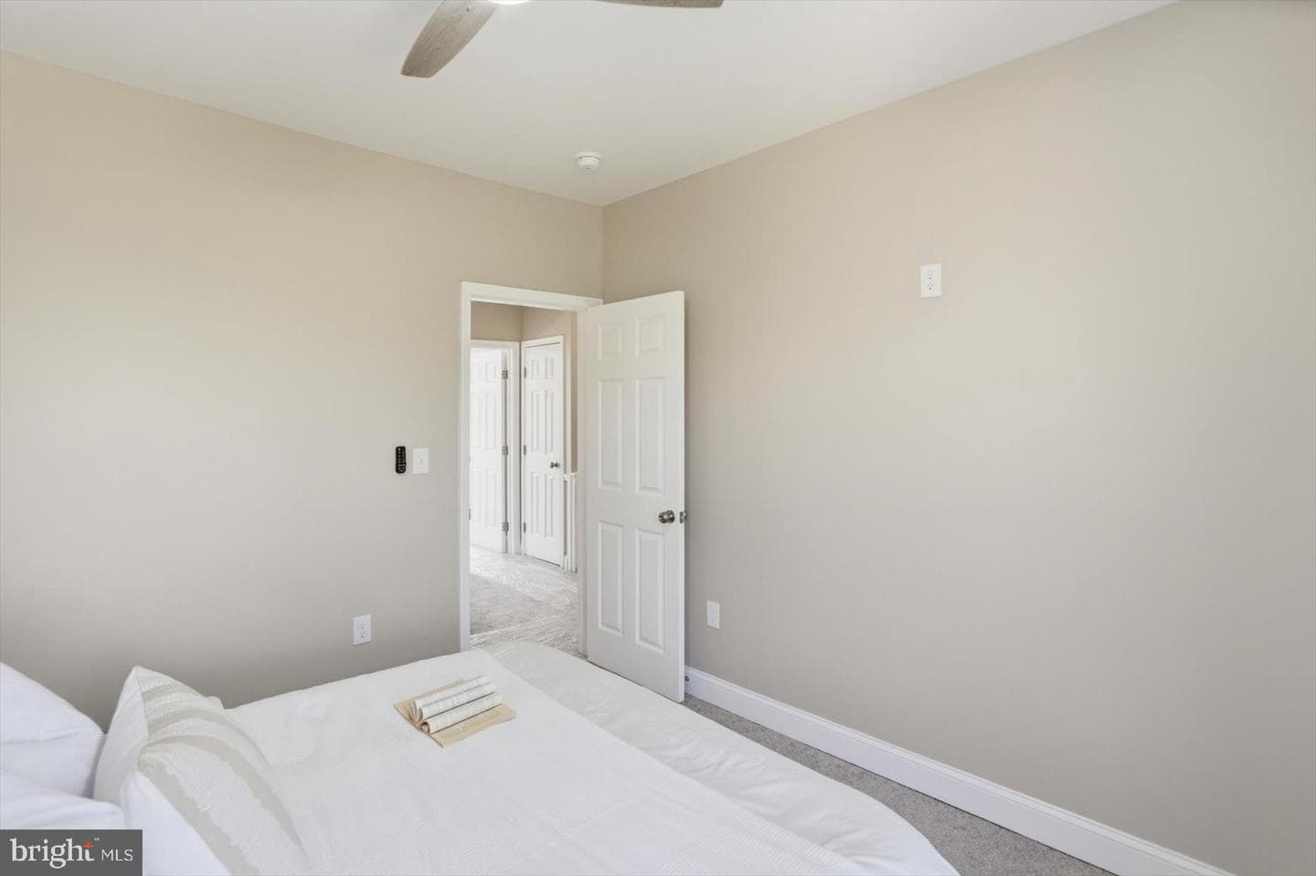 766 N Grantley Street photo 28