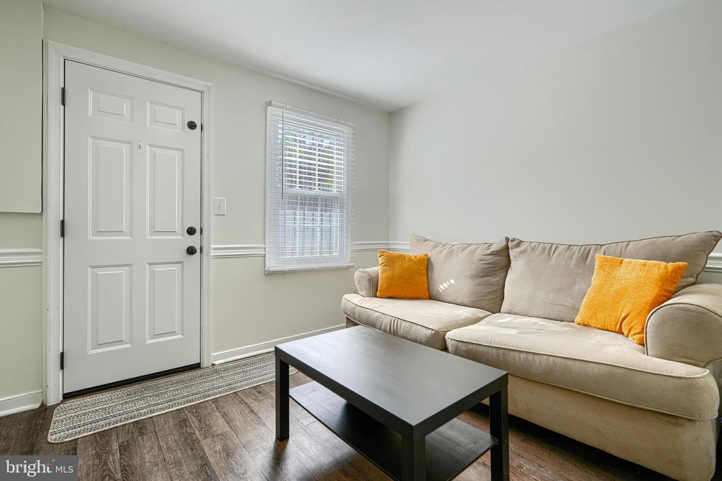 318 Otterbein Street photo 9