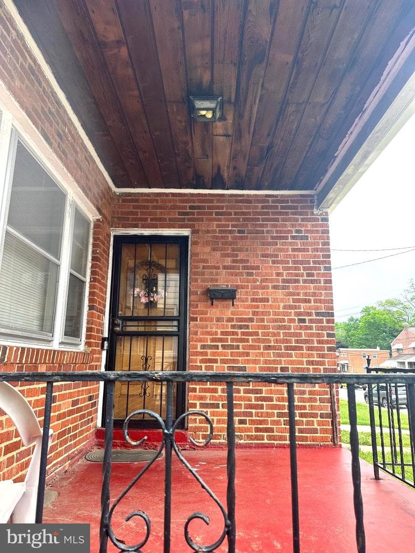 4020 Mortimer Avenue photo 10