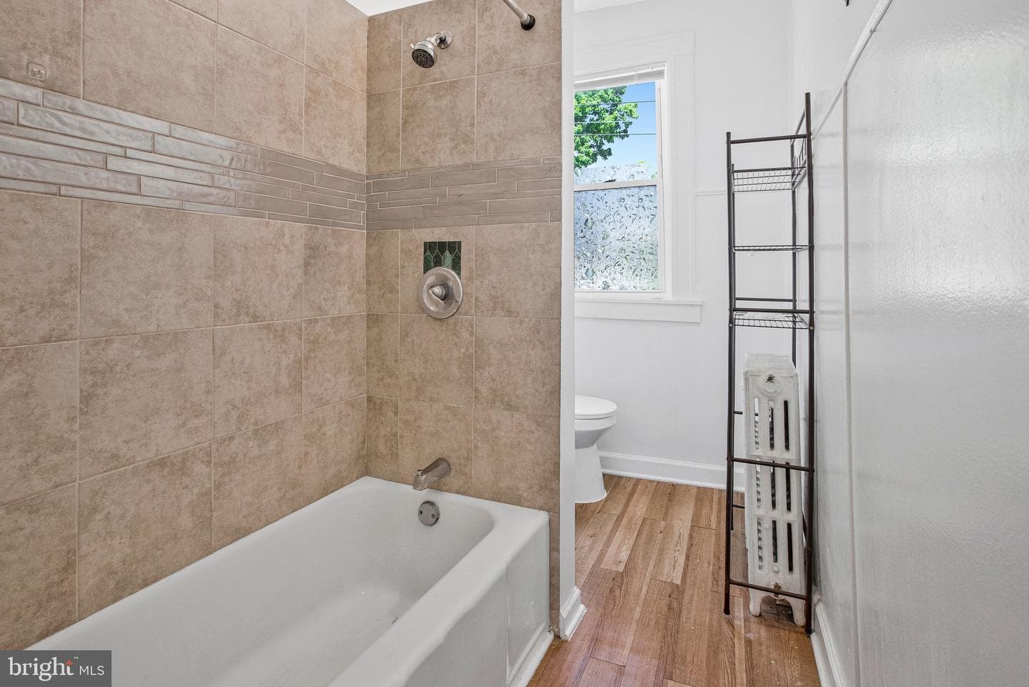 3541 5th Street photo 20
