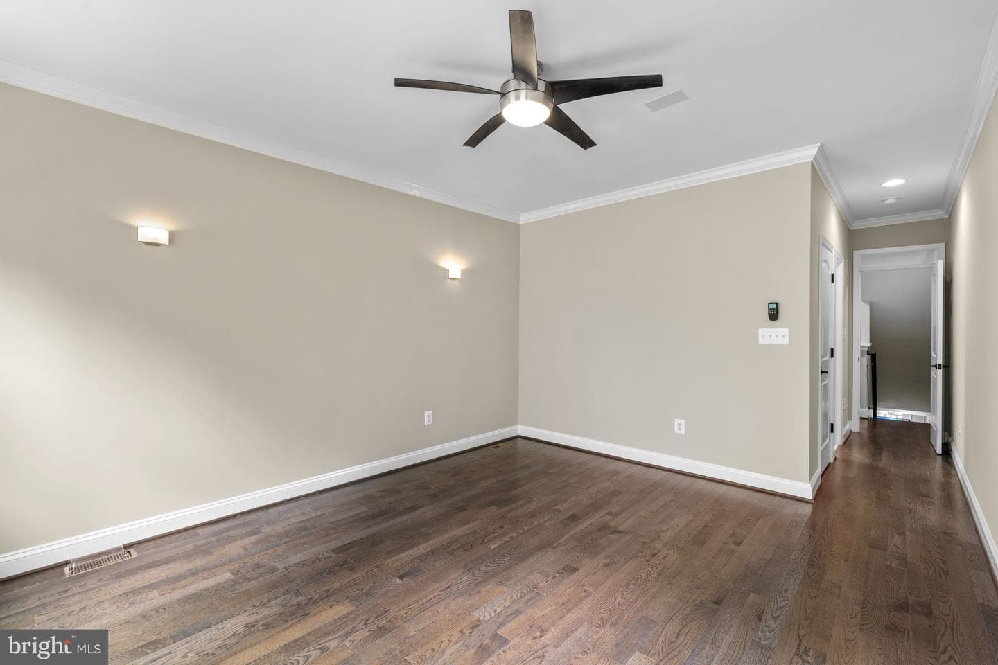 3127 Elliott Street photo 24