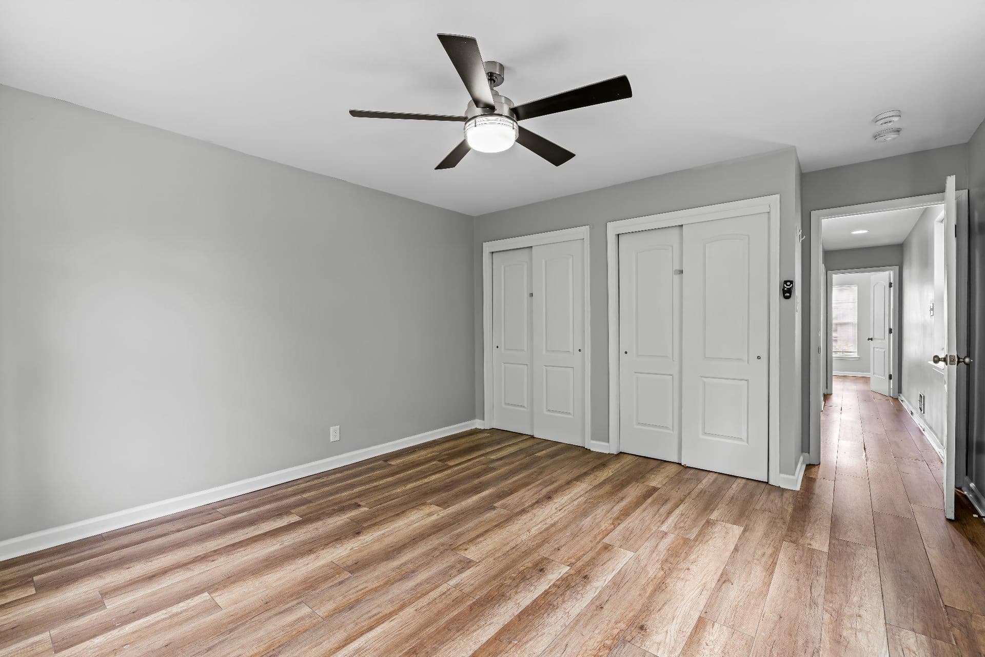 1123 Hollins Street photo 22