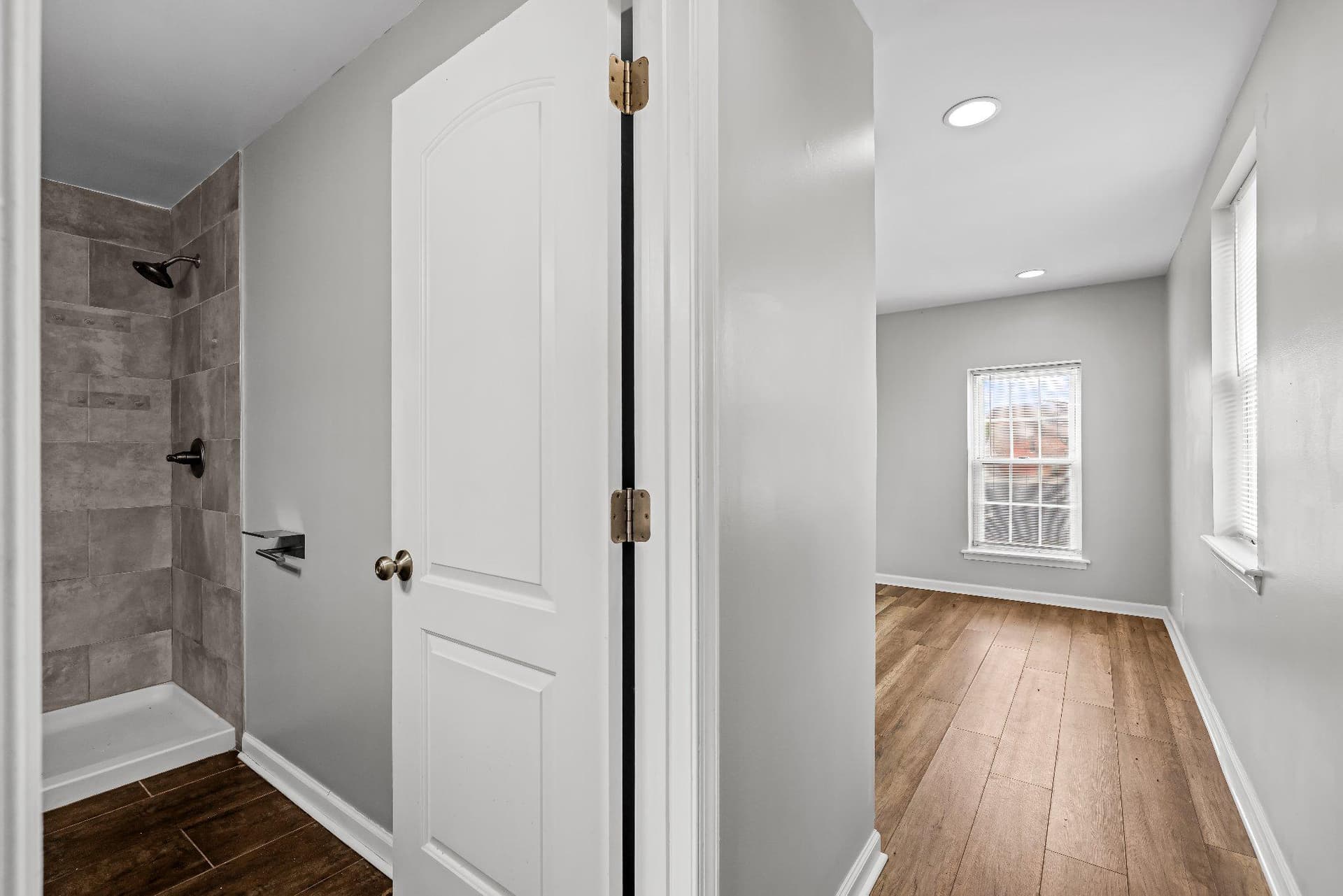 1123 Hollins Street photo 28