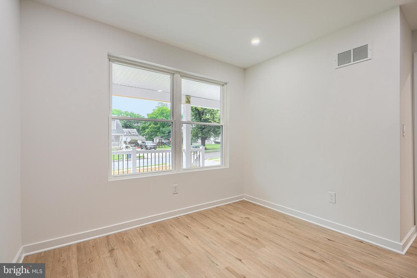 3410 Pinkney Road photo 17