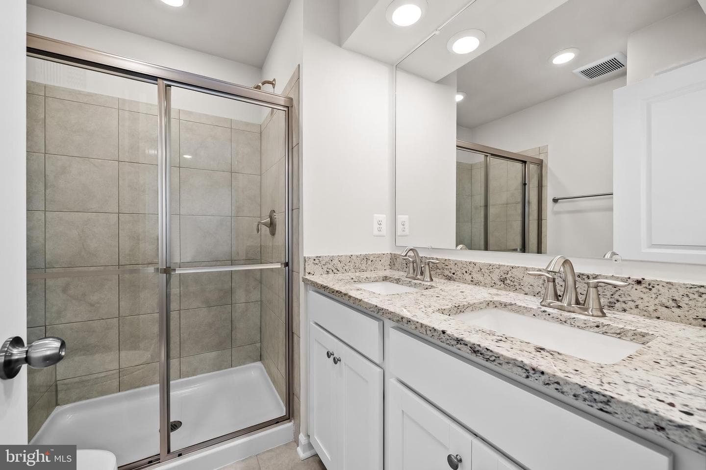 637 Mozart Way photo 20