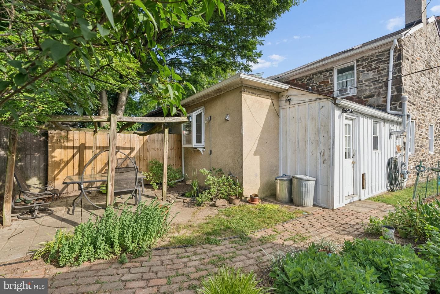 710 Puritan Street photo 46