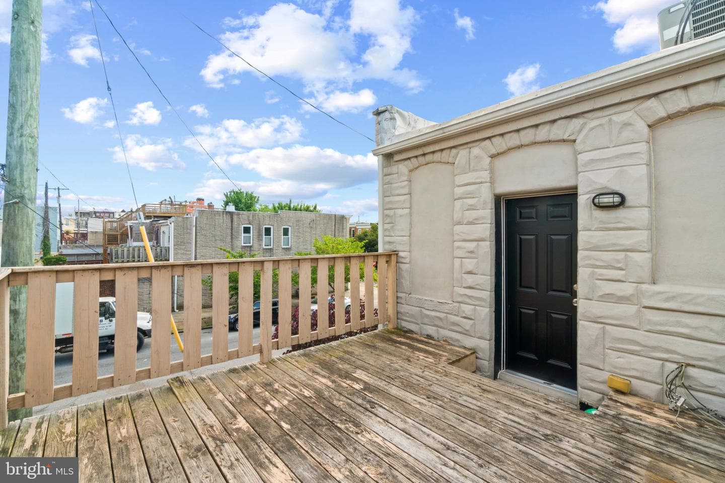 101 East Avenue photo 36