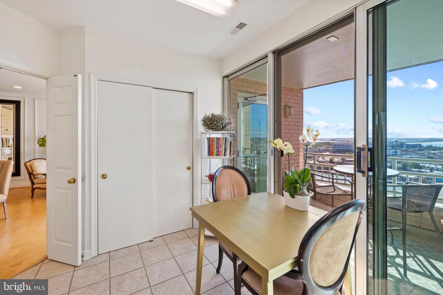 100 Harborview Drive #1708 photo 11