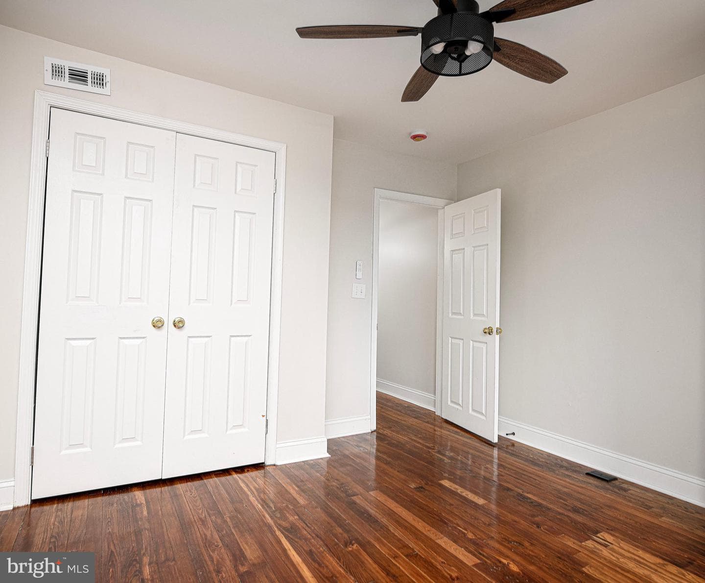 422 Ilchester Avenue photo 24