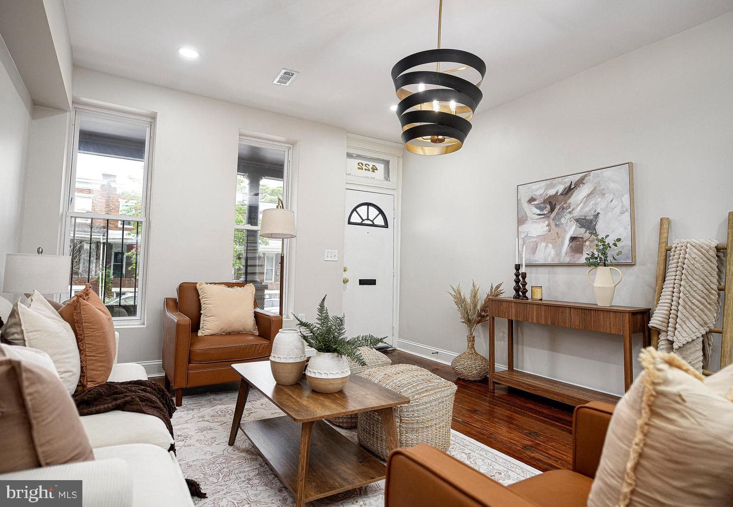 422 Ilchester Avenue photo 4