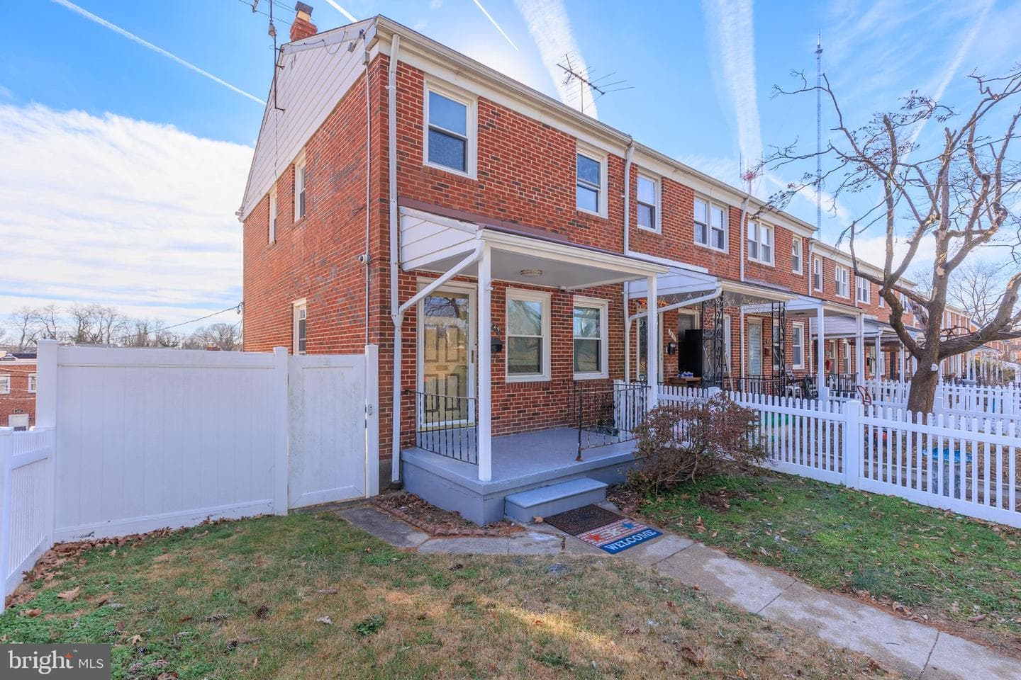 1449 Roland Heights Avenue photo 2