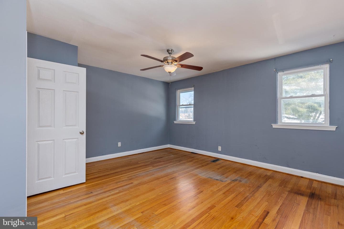 1449 Roland Heights Avenue photo 21