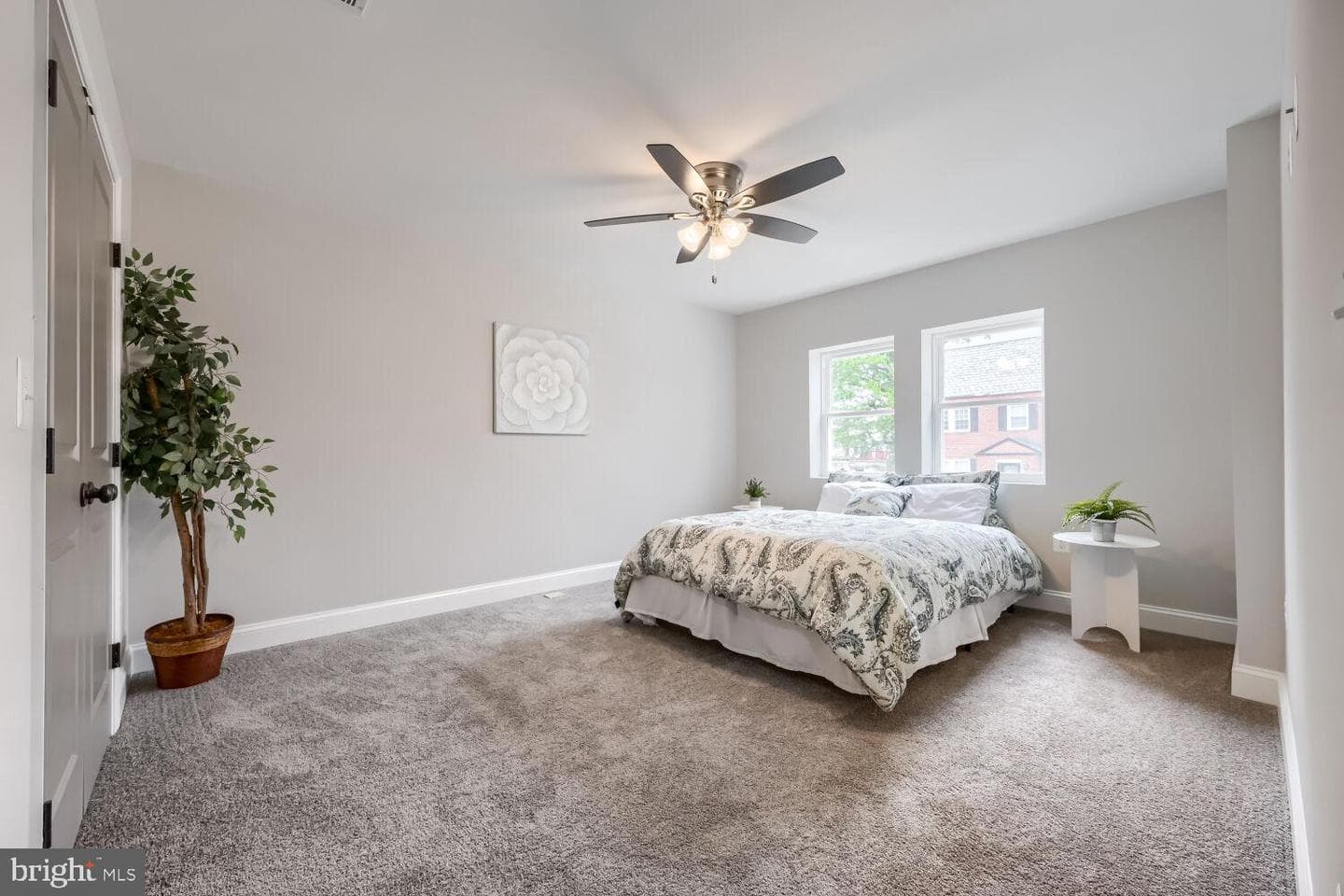 302 Martingale Avenue photo 12