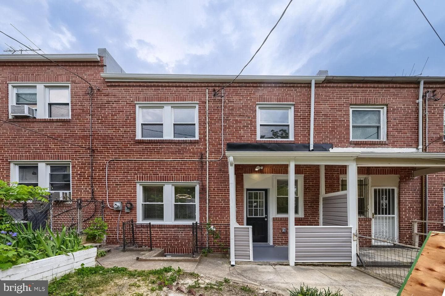 302 Martingale Avenue photo 22