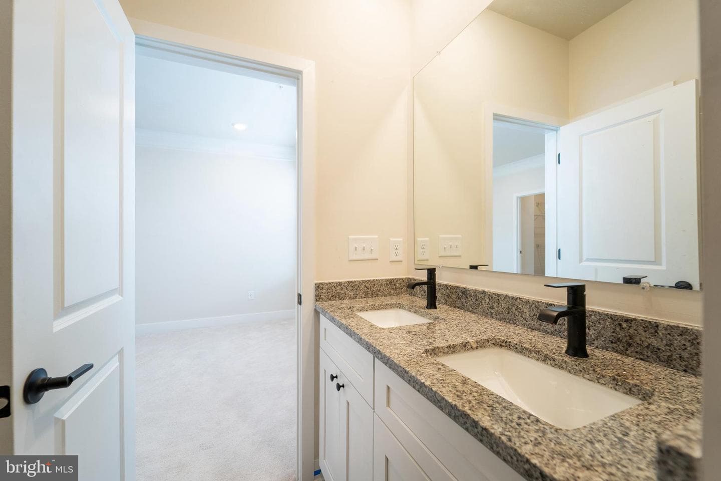 4334 Roland Heights Avenue photo 21