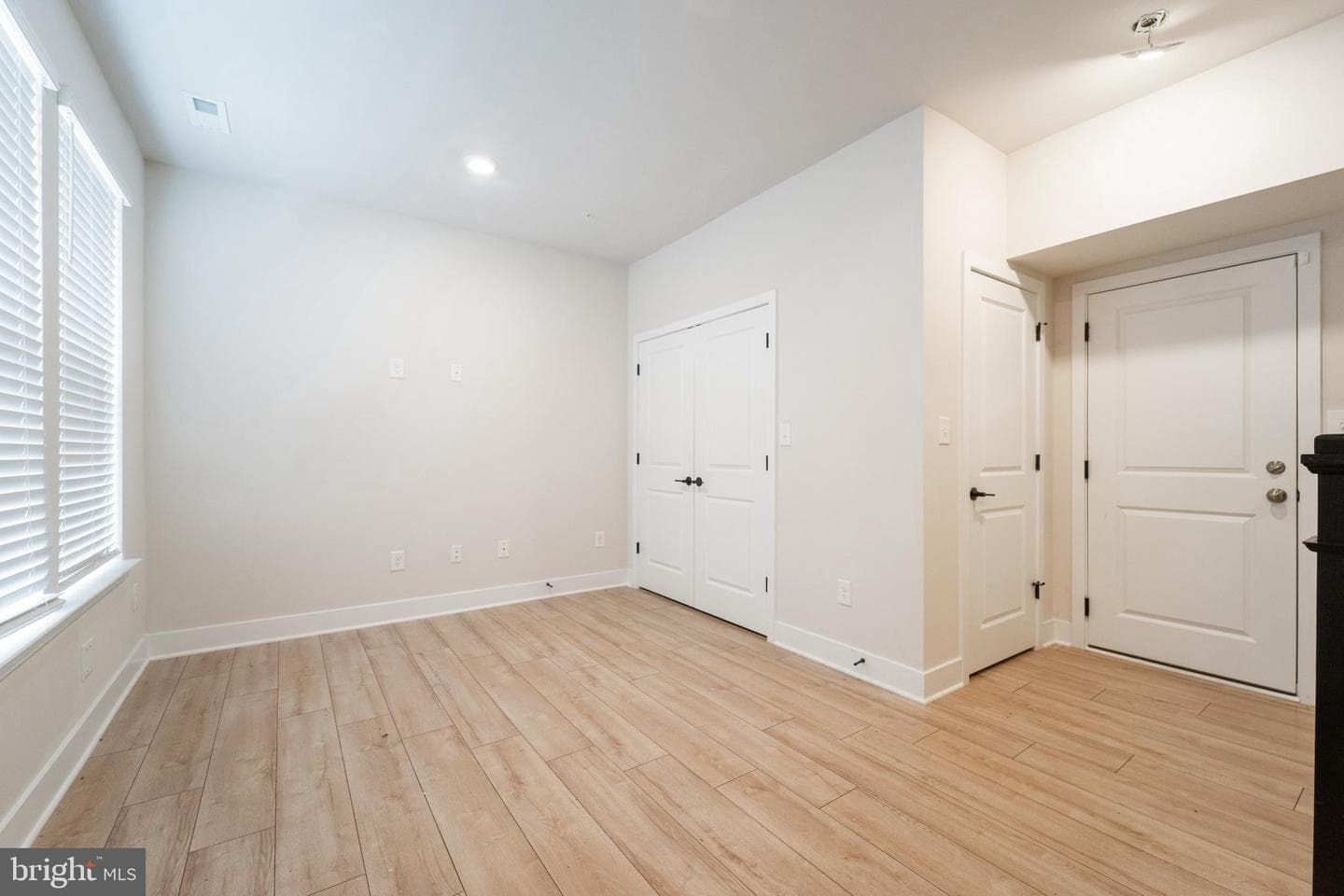 4334 Roland Heights Avenue photo 31