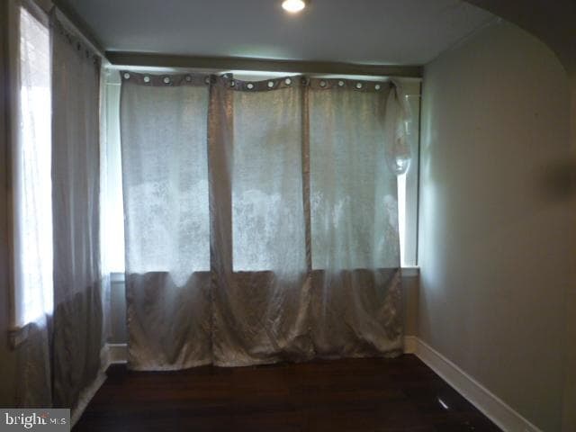 5118 Harford Road photo 4