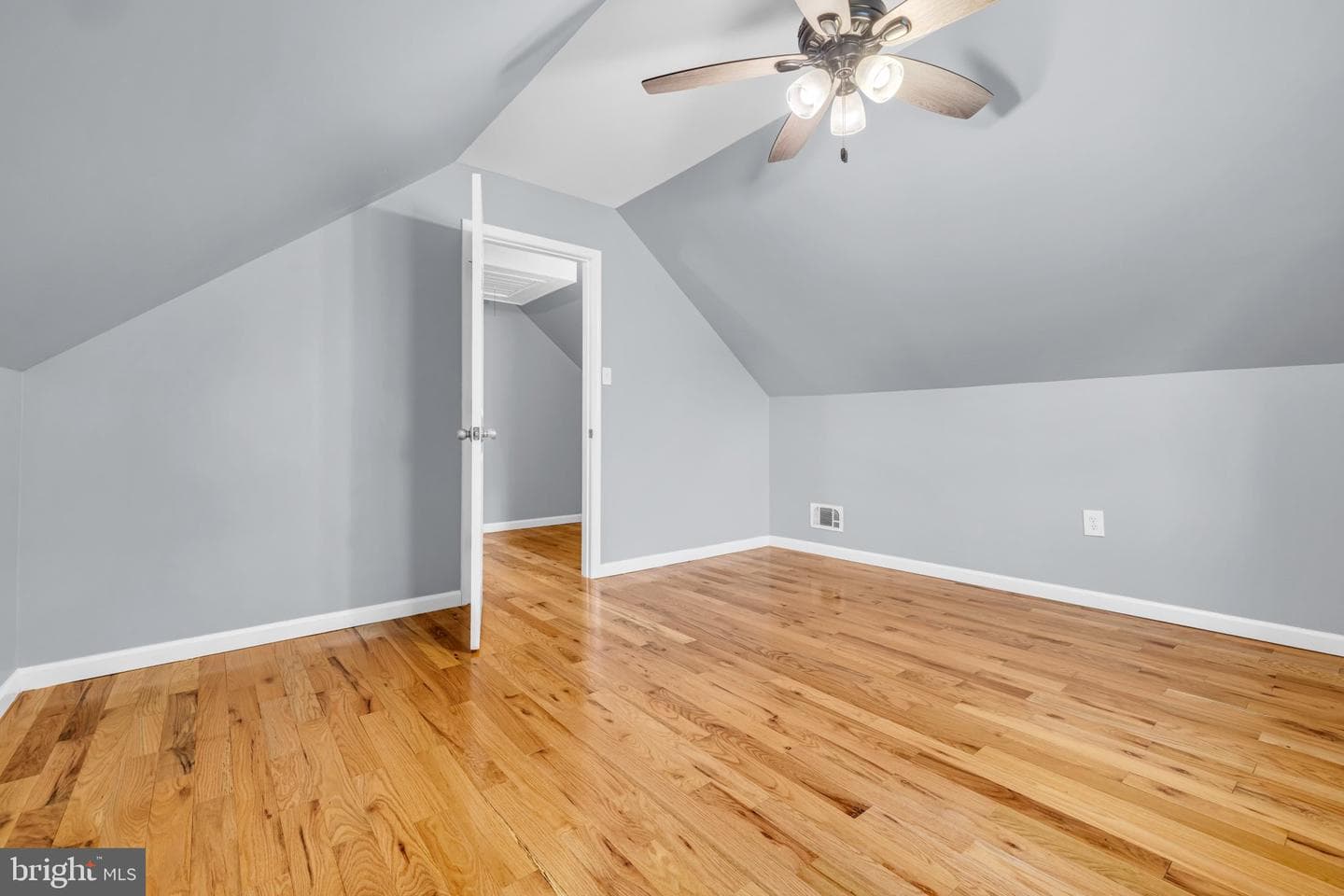 2716 Westfield Avenue photo 18