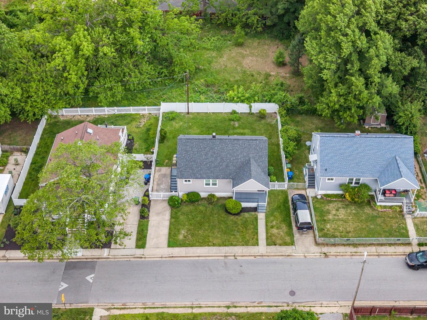 2716 Westfield Avenue photo 2