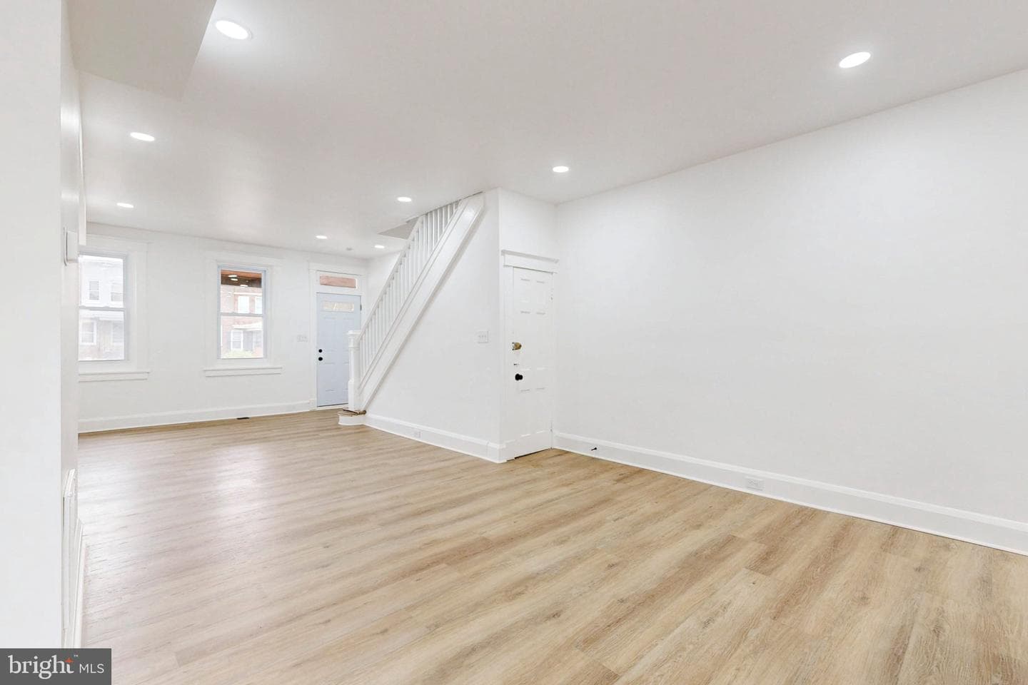 2320 W Lexington Street photo 6