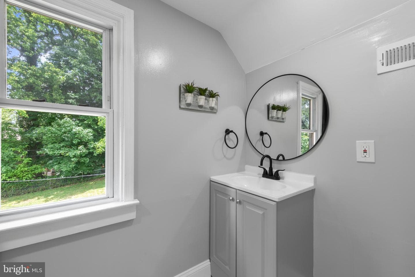 6512 Brook Avenue photo 14
