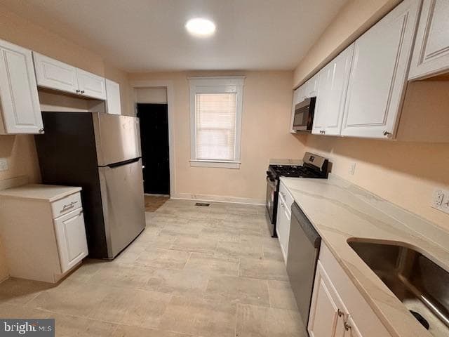 409 Poplar Grove Street photo 3