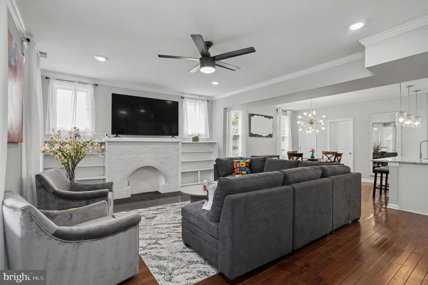 3818 Fernhill Avenue photo 3