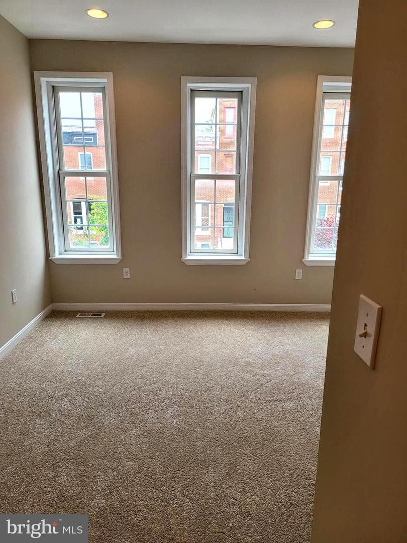 1403 N Bond Street photo 24