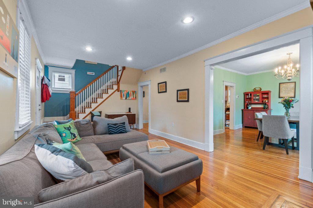 3013 Harview Avenue photo 7