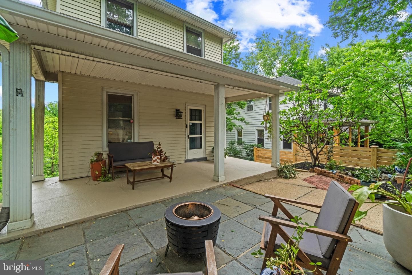 2273 Park Hill Avenue photo 2