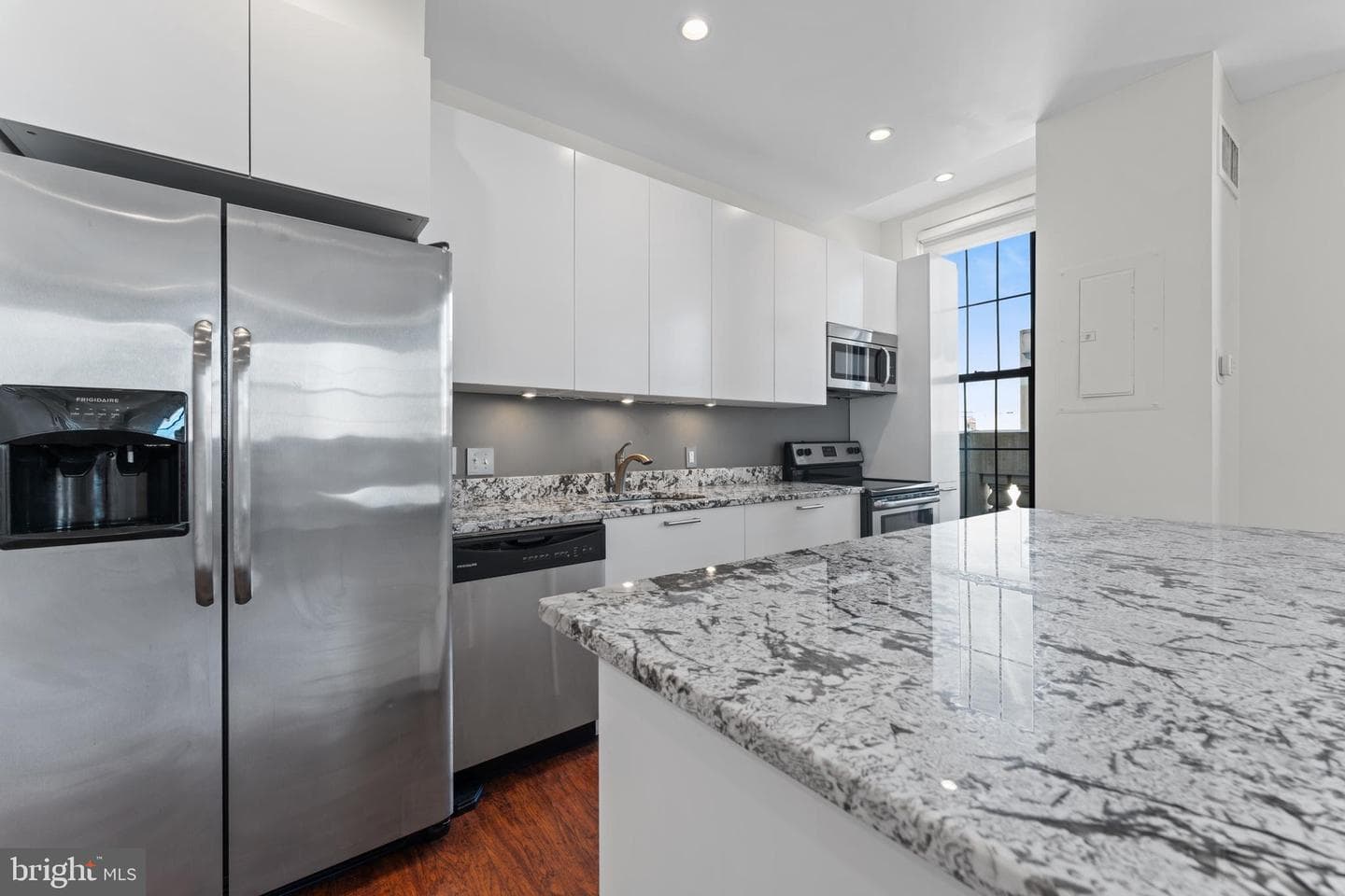 1 E Chase Street #305 photo 6