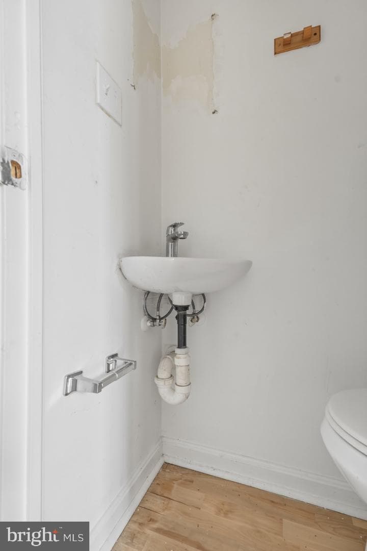 517 Callender Street photo 7