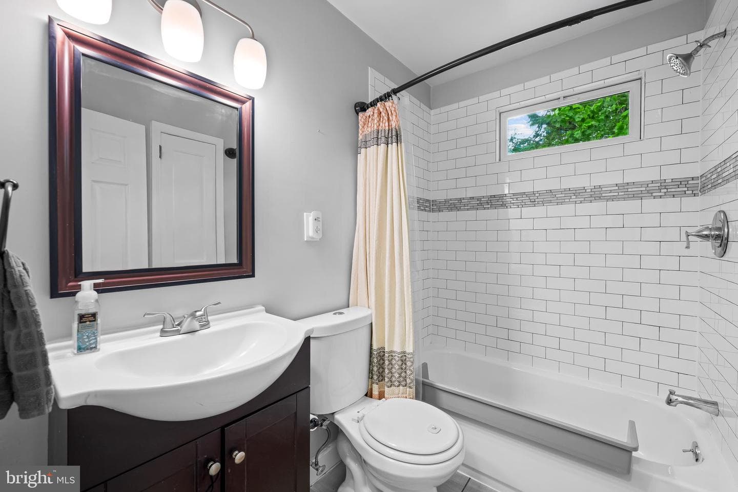 2604 Creighton Avenue photo 18