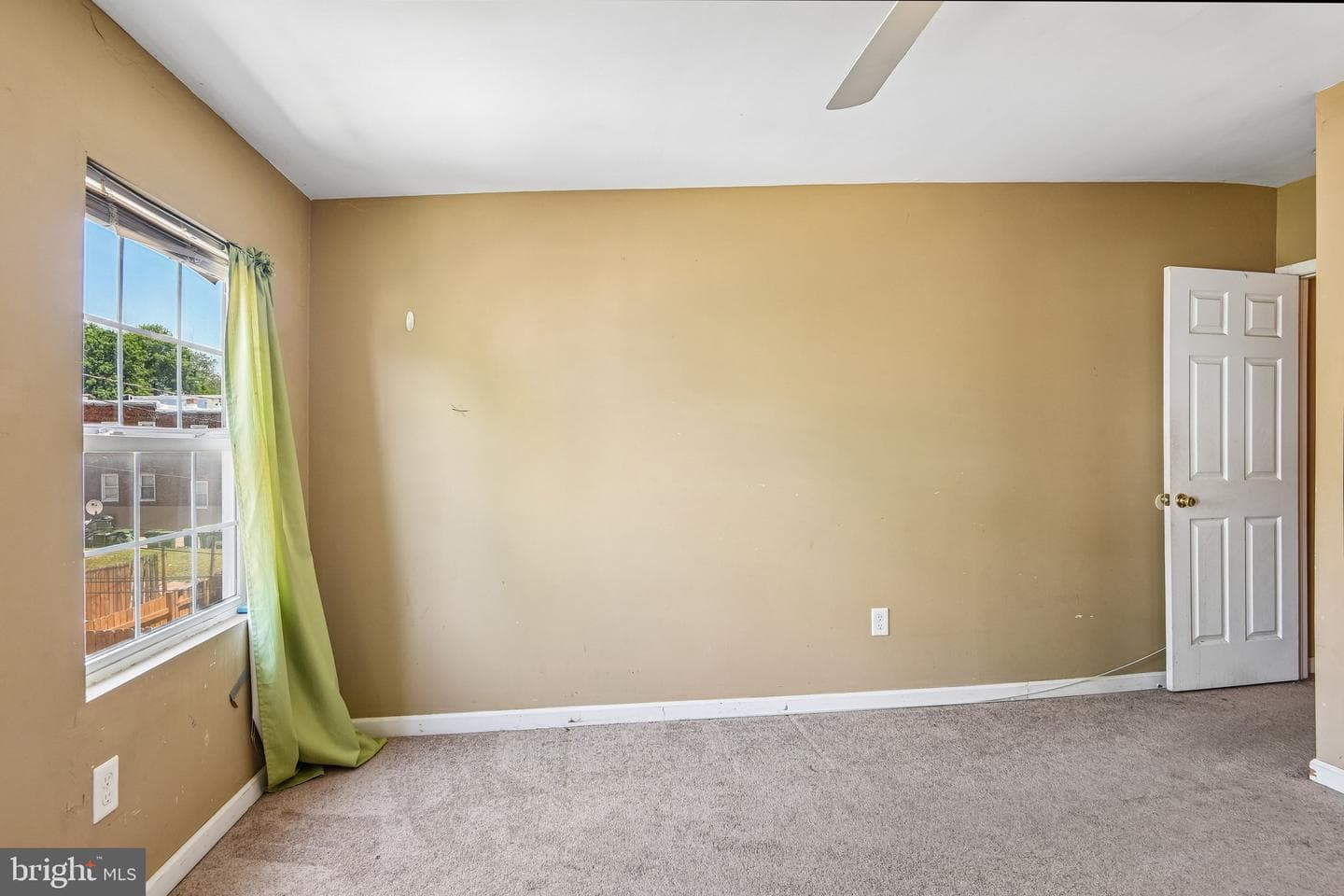 408 E Federal Street photo 23