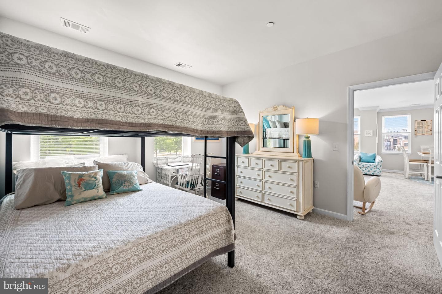 23 Pierside Drive #221 photo 15