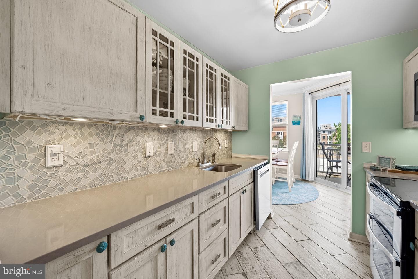 23 Pierside Drive #221 photo 5