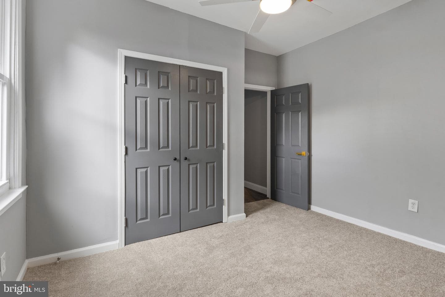 5515 Stonington Avenue photo 12