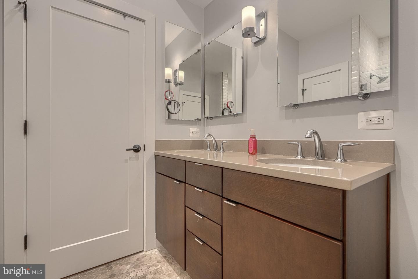 1244 Towson Street photo 65